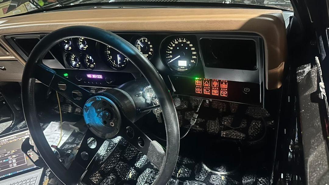 Holden HJ-HX-HZ Gauge Dash Fascia